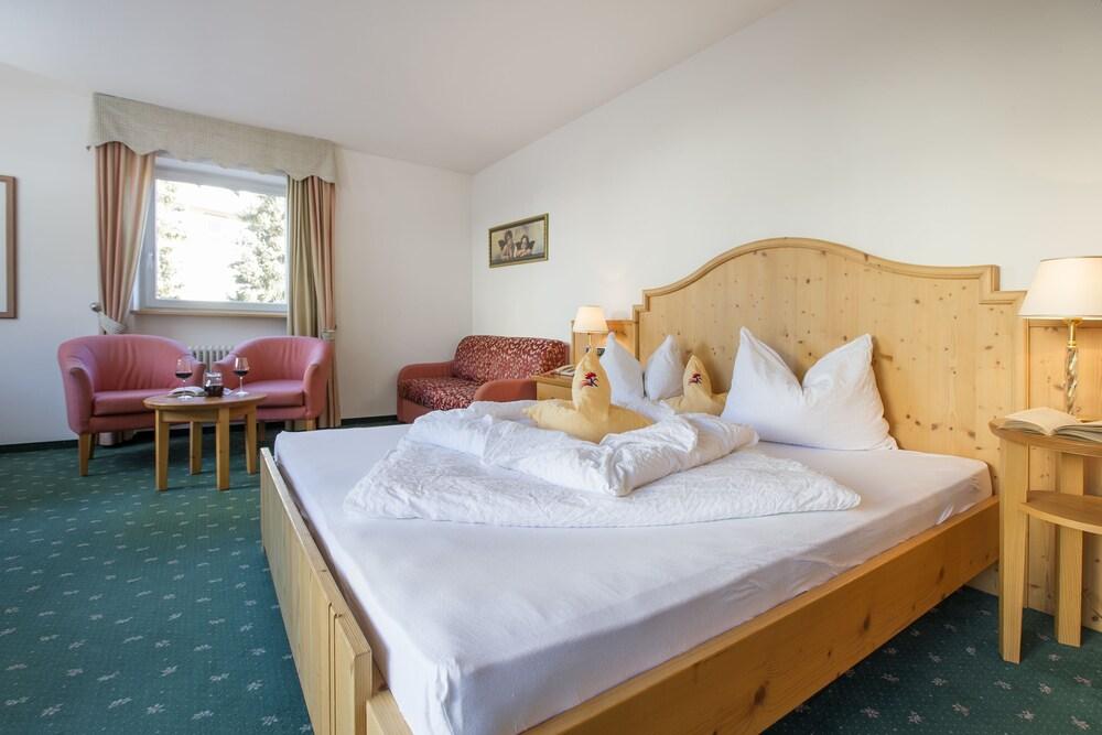 Hotel Kronplatz Valdaora Esterno foto