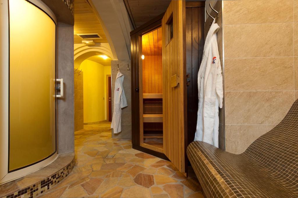 Hotel Kronplatz Valdaora Esterno foto
