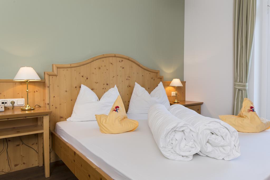 Hotel Kronplatz Valdaora Esterno foto