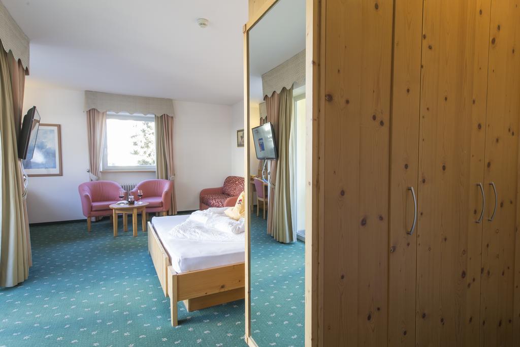 Hotel Kronplatz Valdaora Esterno foto